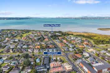 1 Beach Road, Te Atatu Peninsula
