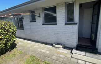 2/449 Armagh Street , Linwood