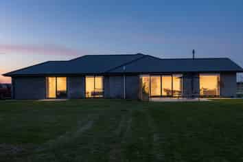 12 Edgeworth Road, Darfield