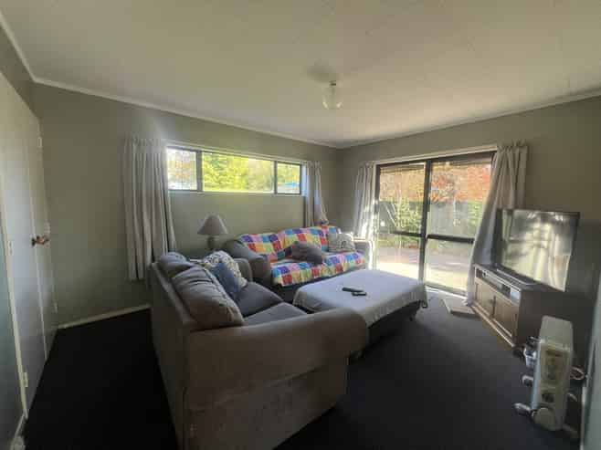 16 Garden Grove, Nukuhau