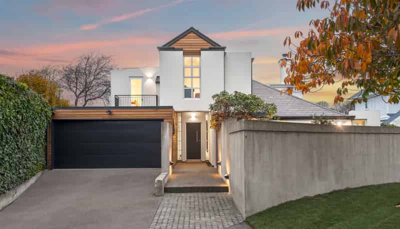 17 Allister Avenue, Merivale