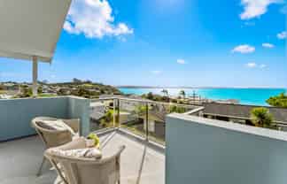 17 Deerness Crescent, Algies Bay