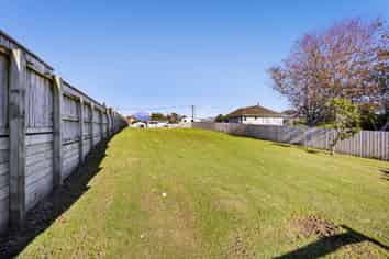 11 Banks Street, Marfell