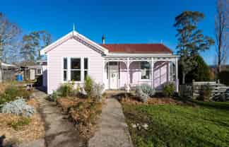 36 Pensher Street and 18 Ashburn Street, Lawrence