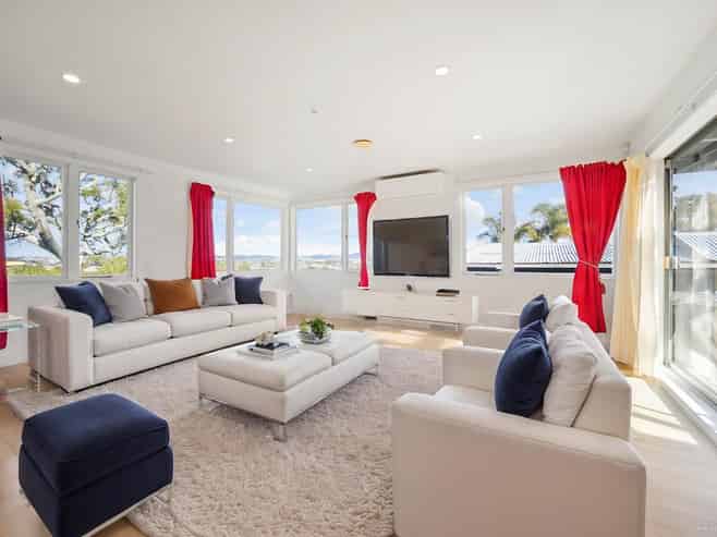 44 Chorley Avenue, Massey