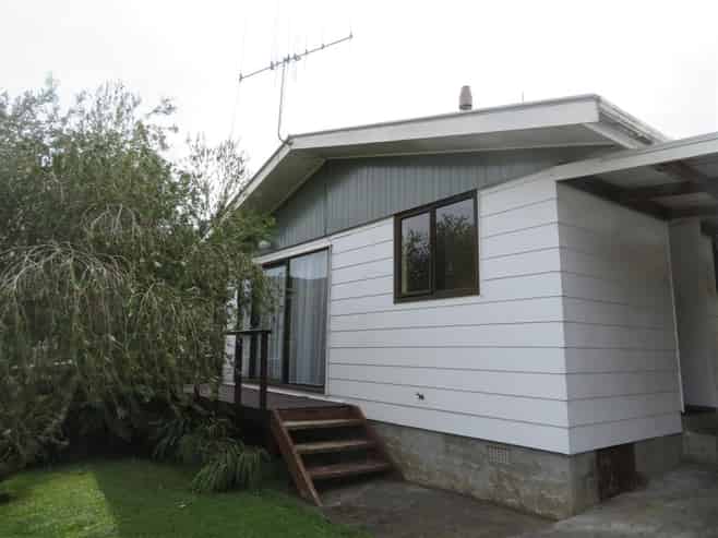 1 Jasper Grove, Birchville
