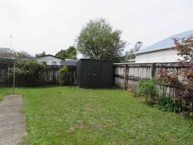 1 Jasper Grove, Birchville