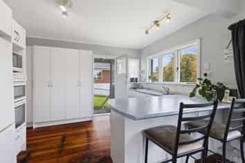41 KITCHENER ROAD, Waiuku