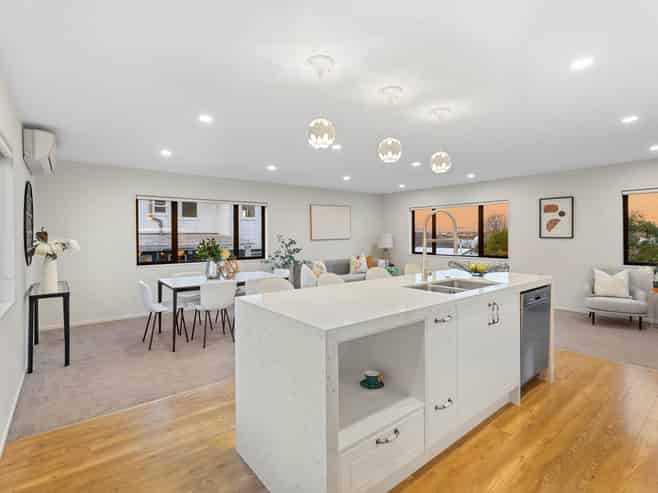 127A Exmouth Road, Northcote