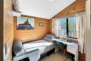 38A Hereford Street, West End