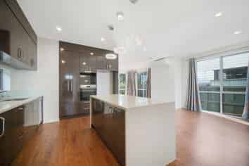 13 Lockheed Street, Hobsonville