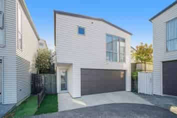 13 Lockheed Street, Hobsonville