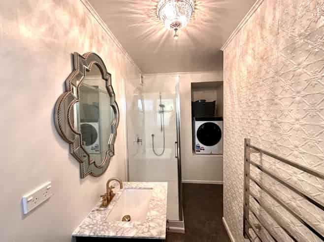 B/35 Patanga Cres (Bot) FULLY-FURNISHED STUDIO, Thorndon