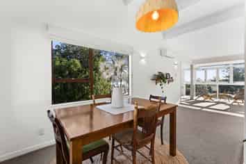 2/3 Lighthouse Road, Bluff Hill