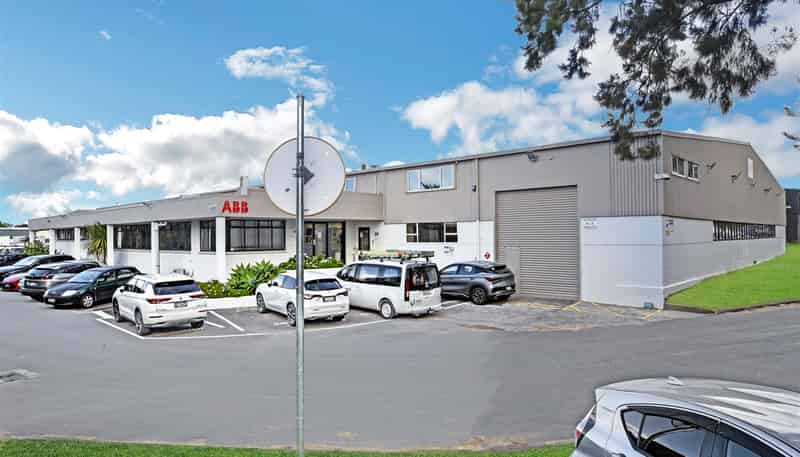  133G Central Park Drive, Henderson