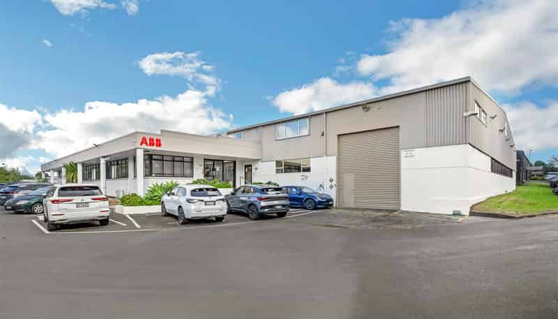  133G Central Park Drive, Henderson