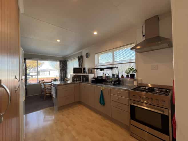 58 Saxbys Road, Deanwell
