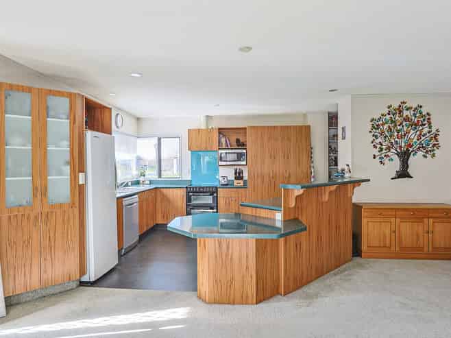 102 Church Road, Taradale