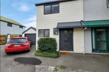 2/96 Poulson Street, Addington