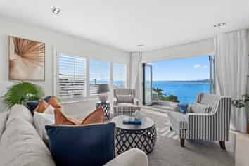5/241 Hurstmere Road, Takapuna
