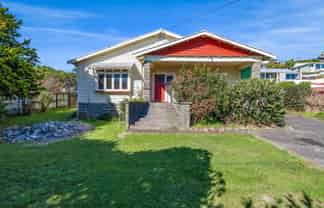 24 Rimu Street, STRANDON
