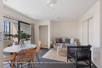 2/12 London Street, Richmond
