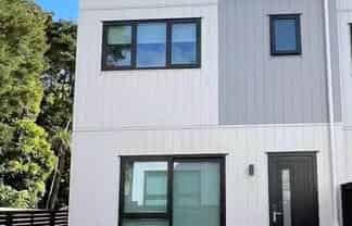 3B Takapu Street, Henderson