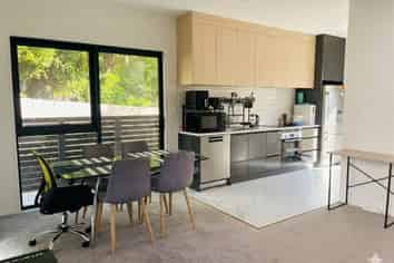 3B Takapu Street, Henderson