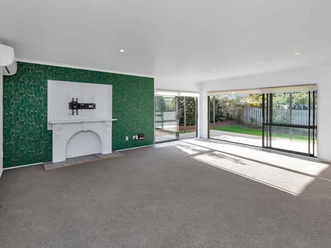 7 Endeavour Place, One Tree Point