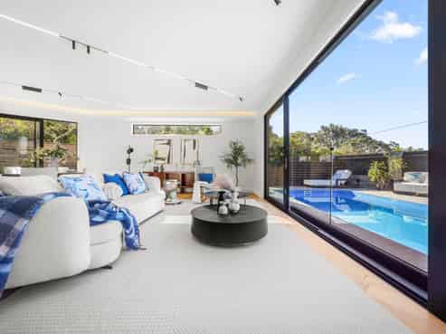 61B Churchill Road, Murrays Bay