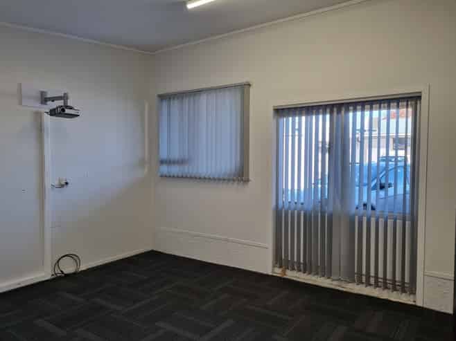 Central Cambridge Commercial Space