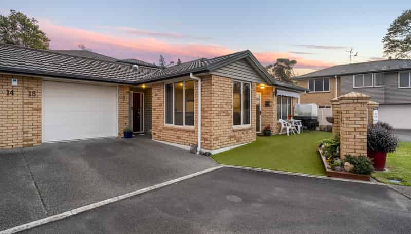 13/17 Simmonds Grove, Greerton