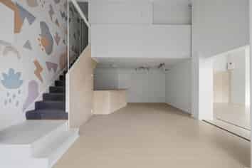 Versatile Office/Retail Space in Courtville Place