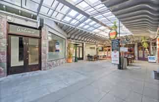 Versatile Office/Retail Space in Courtville Place