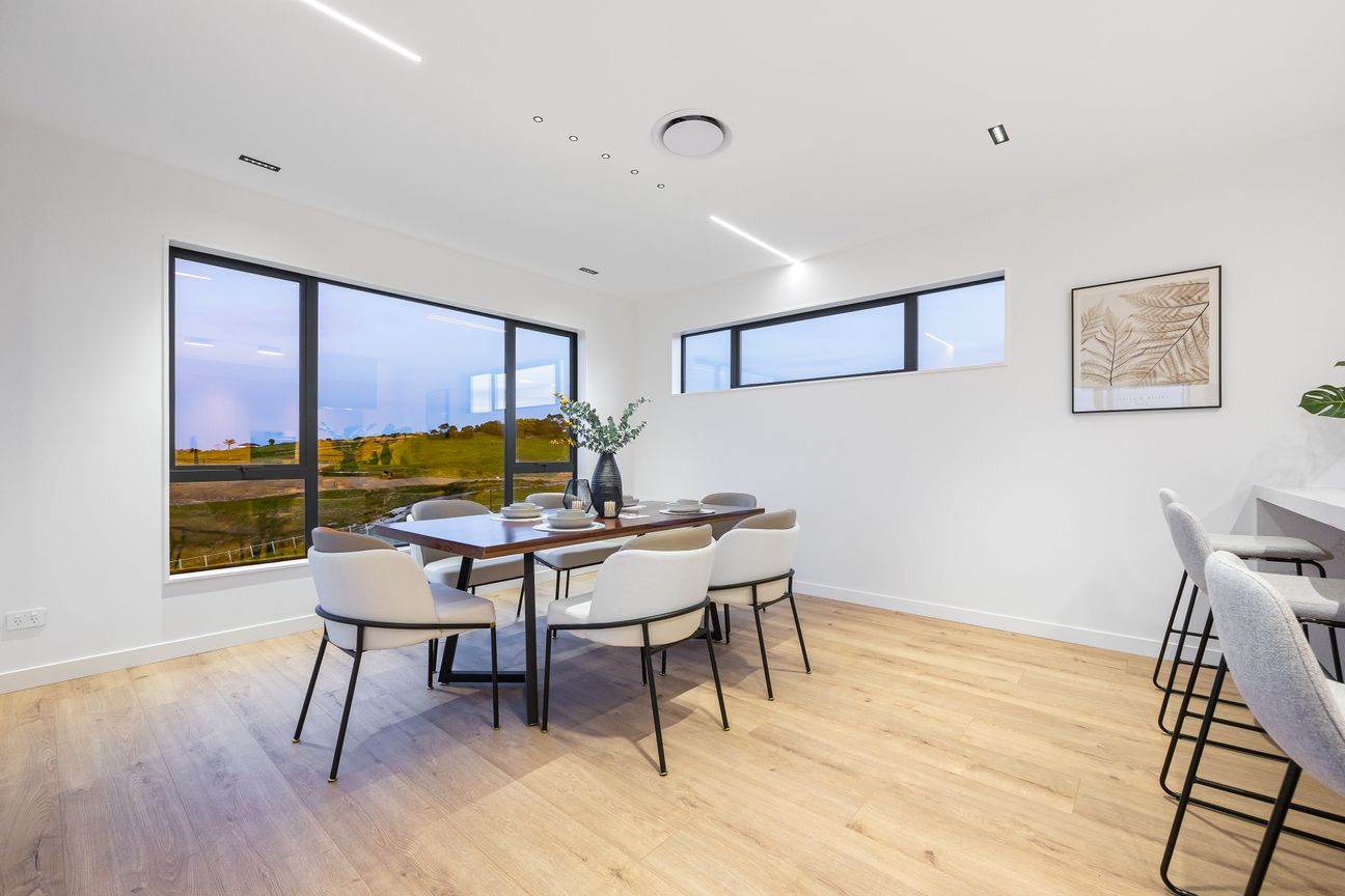Multi-Level Living Designed for Modern Families - Bild 6