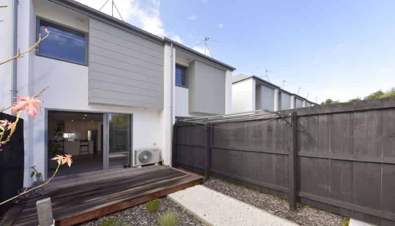 73 Bampton Street, Burwood