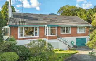 9  Porter Crescent, Helensville