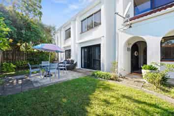 2B Melanesia Road, Kohimarama