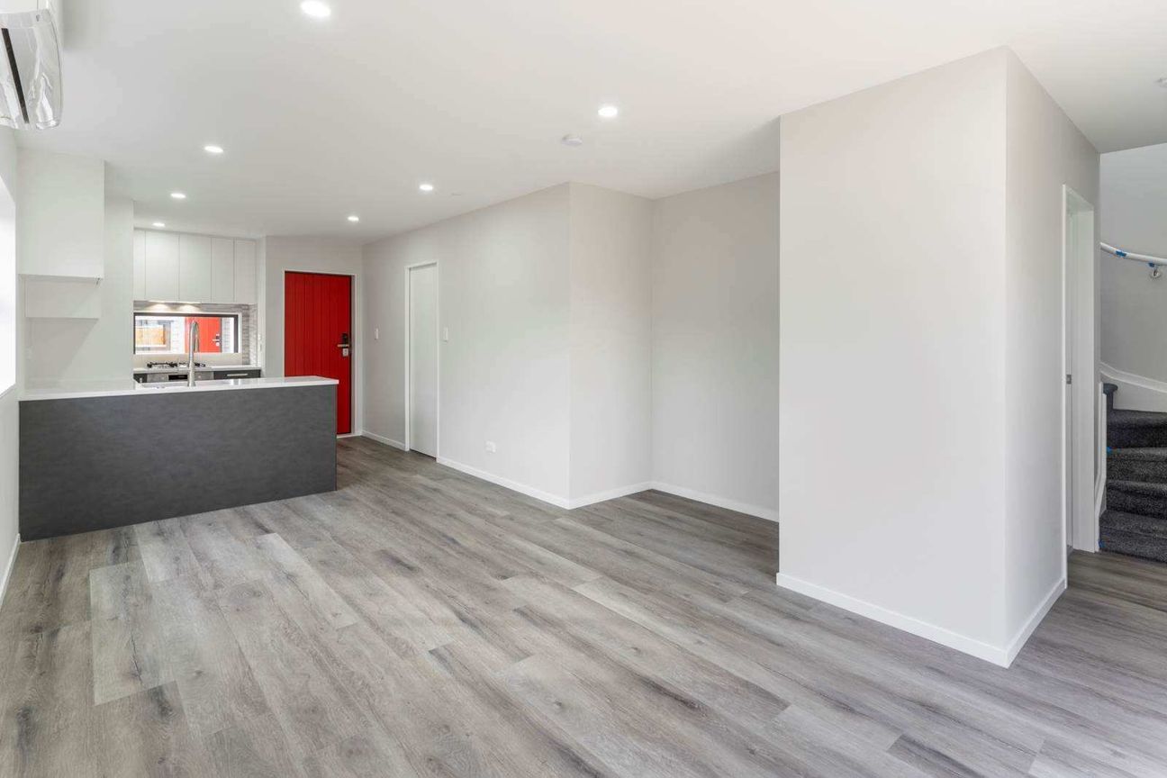 Brand New, 4 Bedrooms, Papatoetoe - Más