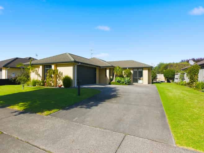 96 The Gardens Drive, Papamoa