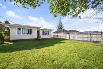 16 Beaubank Road, Kelston