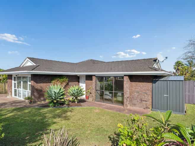 112 Mirrabooka Avenue, Botany Downs