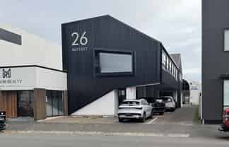 Versatile First Floor Office - Motivated Landlord!