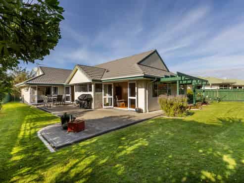 9 Gresham Place, Taradale
