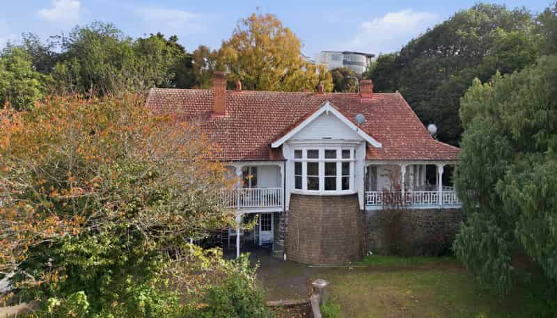 74 & 76 Gillies Avenue, Epsom