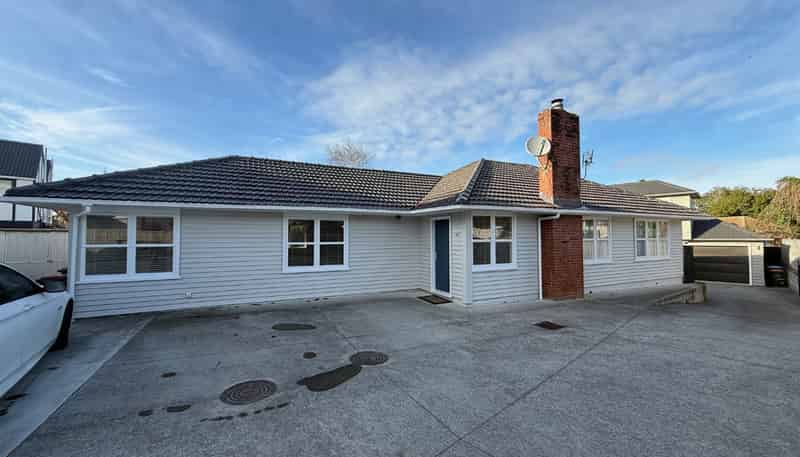 102 Owairaka Avenue, Mount Albert