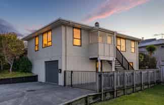 16 Tuki Street, Titahi Bay
