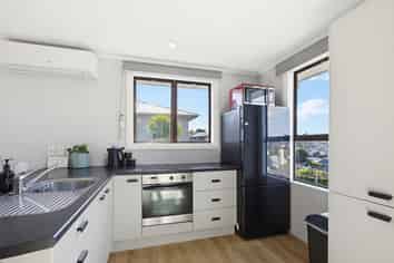 16 Tuki Street, Titahi Bay