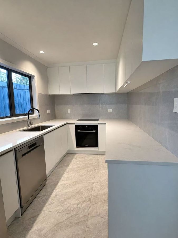 Private, Sunny & Spacious 3 Bedroom Freestanding Home - Ansicht 2