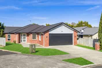 26 Blackwood Crescent, Glenview